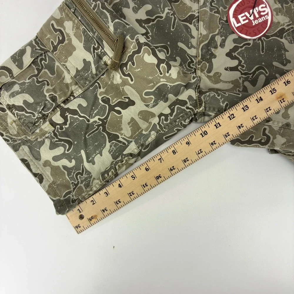 Levis Boys Size 12 Regular Camo Cargo Shorts Workwear NWT NOS 2000s Y2K